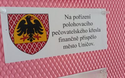 Na pořízení polohovacího pečovatelského křesla finančně přispělo město Uničov